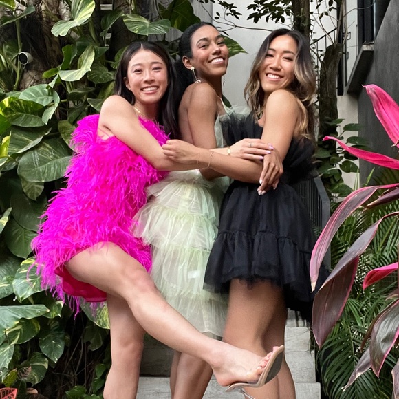 Shay 🤍 - Picture 2 of 4